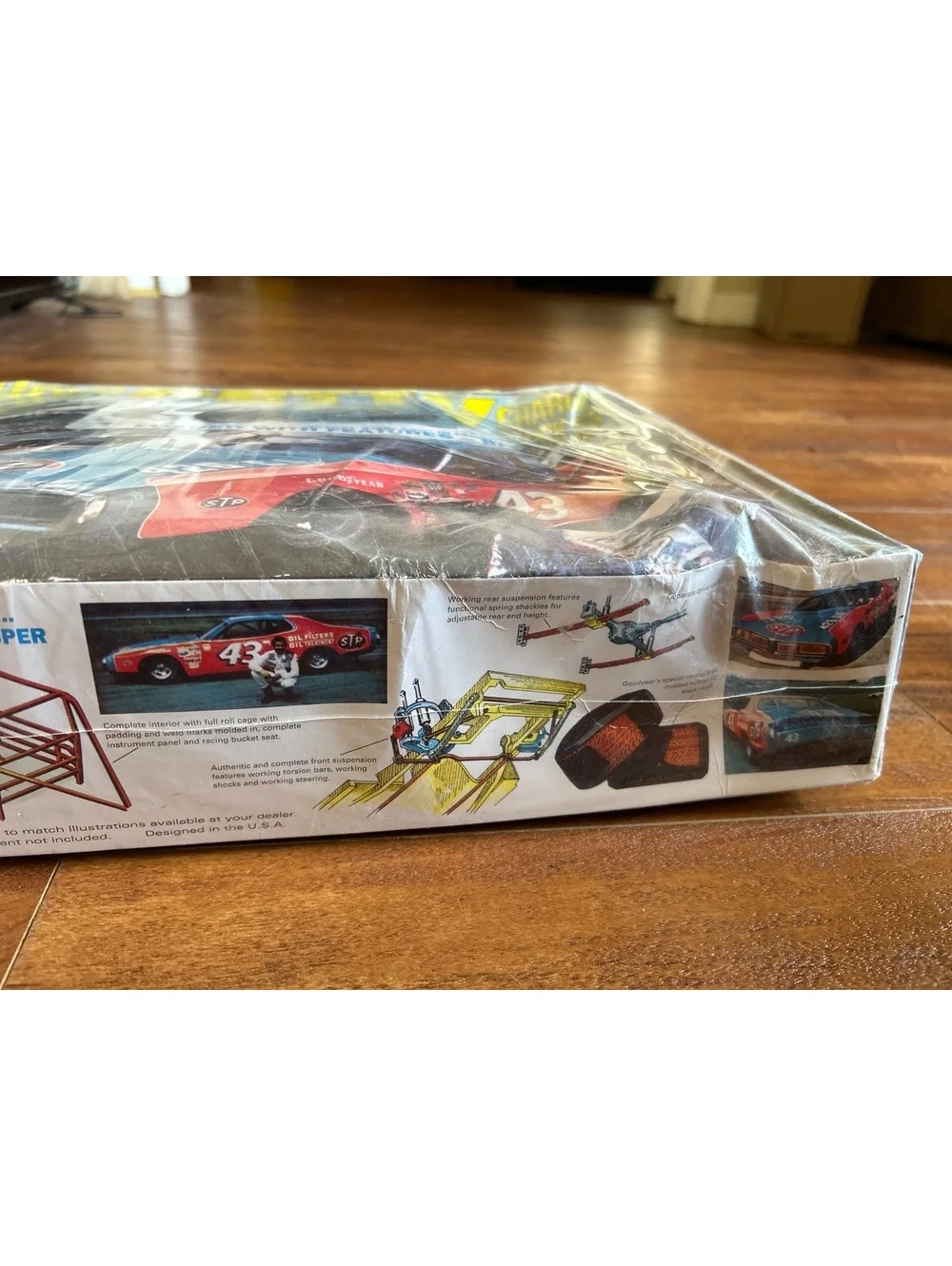 MPC Super 1/16 Scale Richard Petty Charger Model Kit